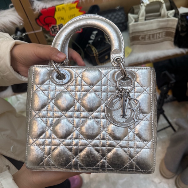 99新 DIOR/迪奥 戴妃四格/手提单肩斜跨包/银色/包展