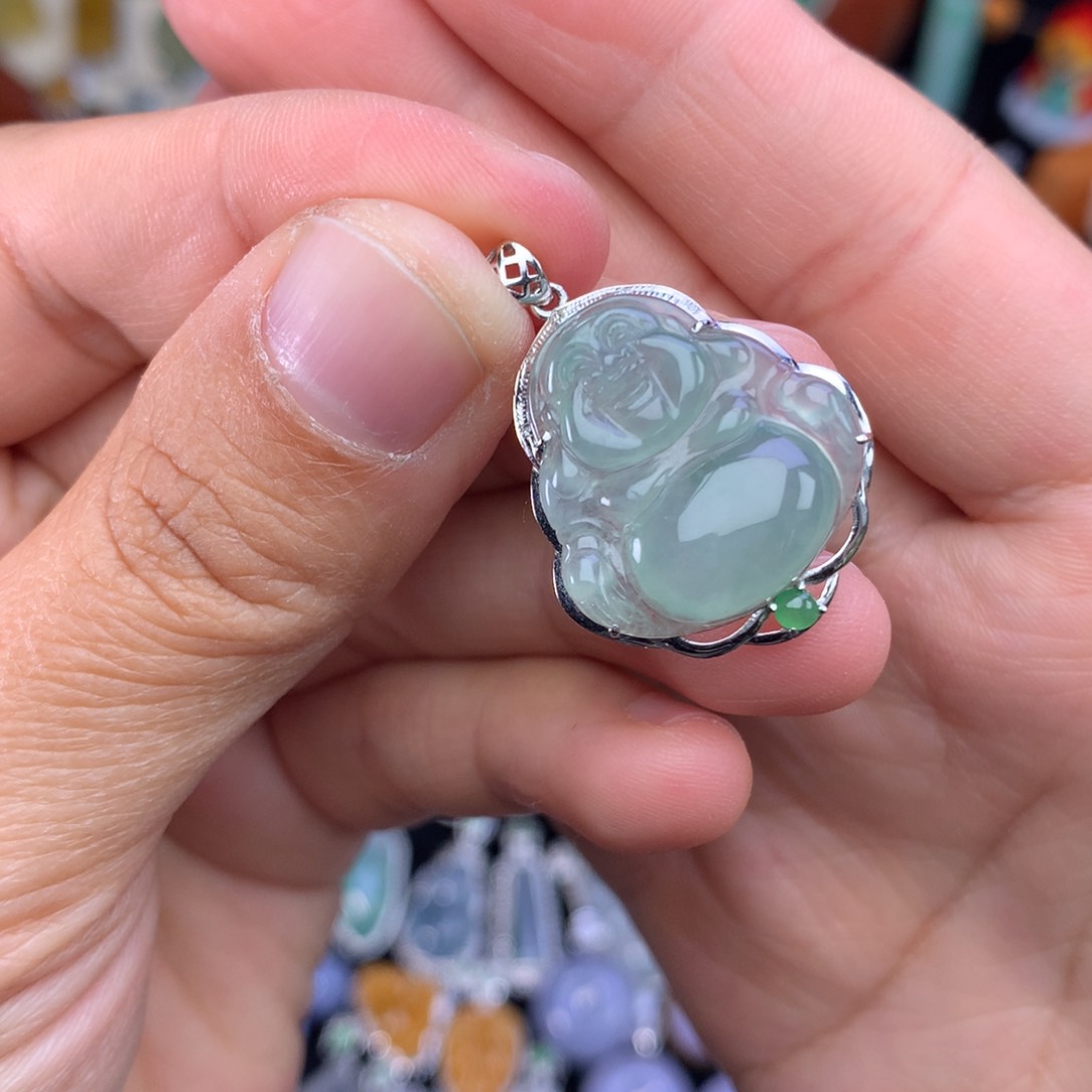 翡翠吊坠(不含链)18K金镶嵌