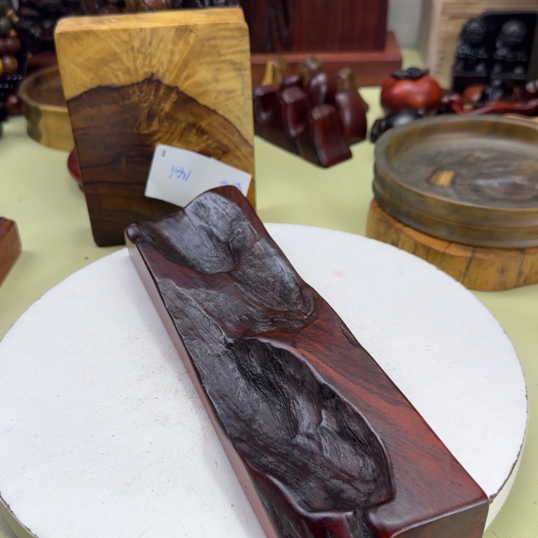 大果紫檀（缅甸花梨）墨*斯