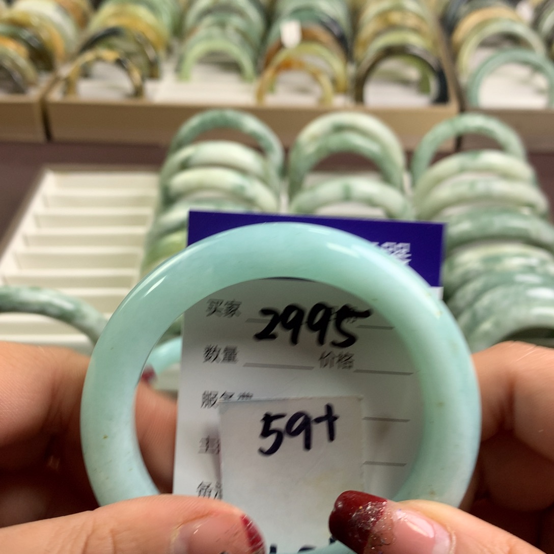 蛇纹石玉手镯未镶嵌元****?2995
