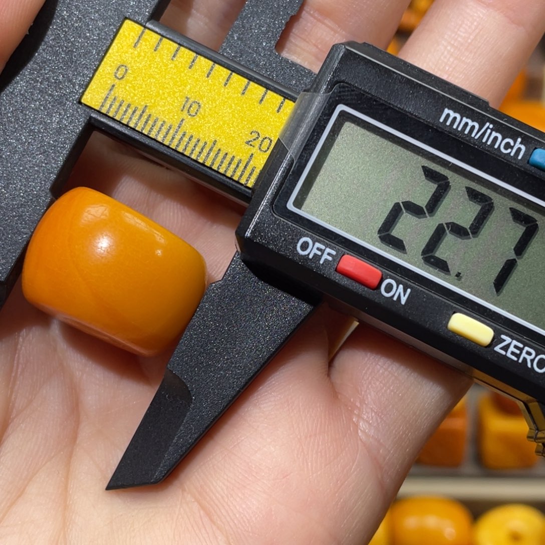 蜜蜡未镶嵌裸石马蹄