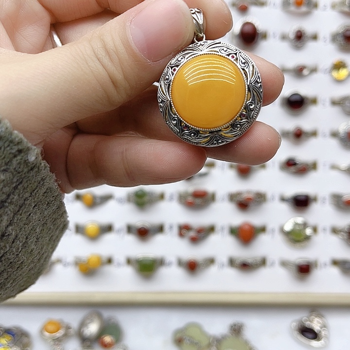 蜜蜡戒指银S925镶嵌天然