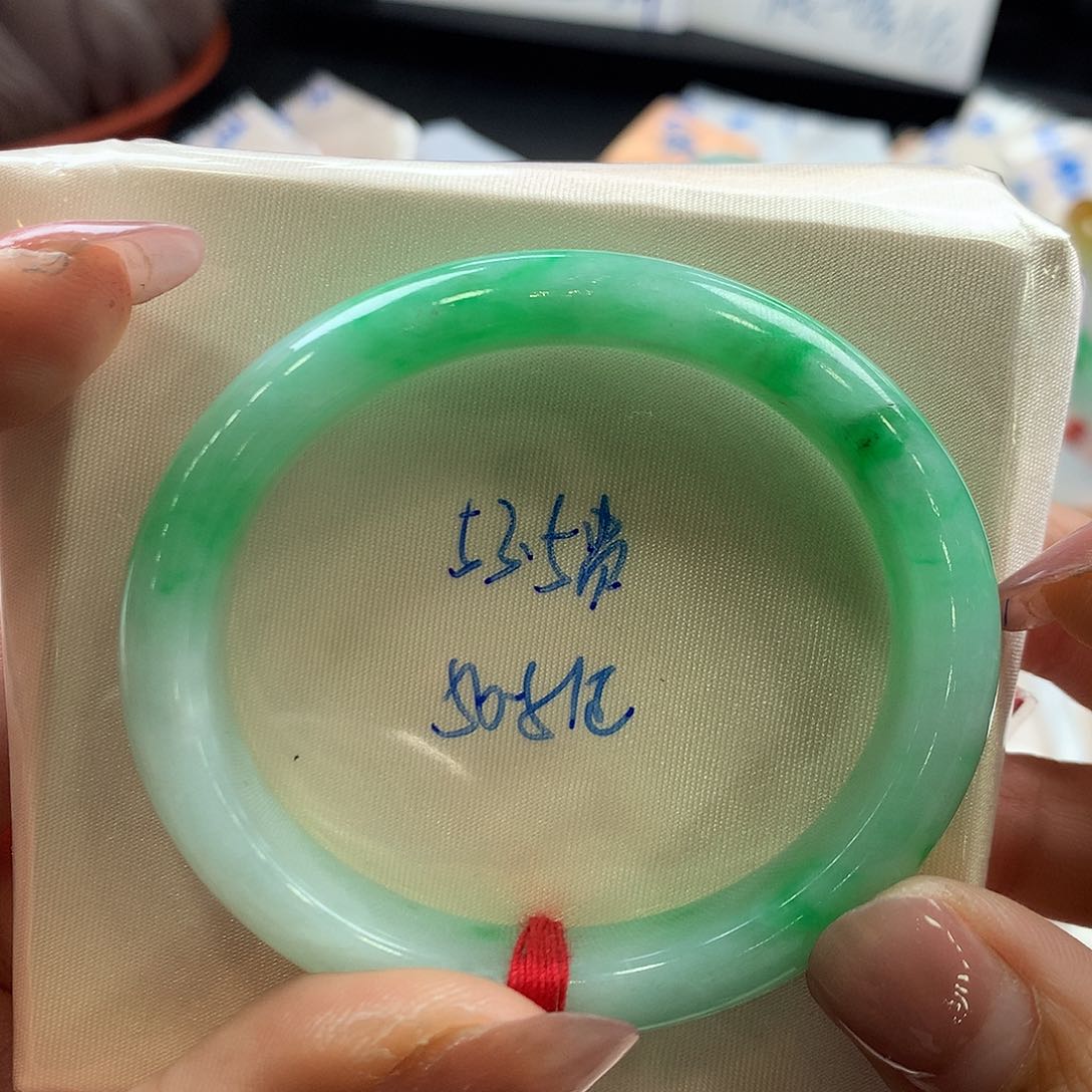 翡翠未镶嵌手镯木*@53.5贵妃