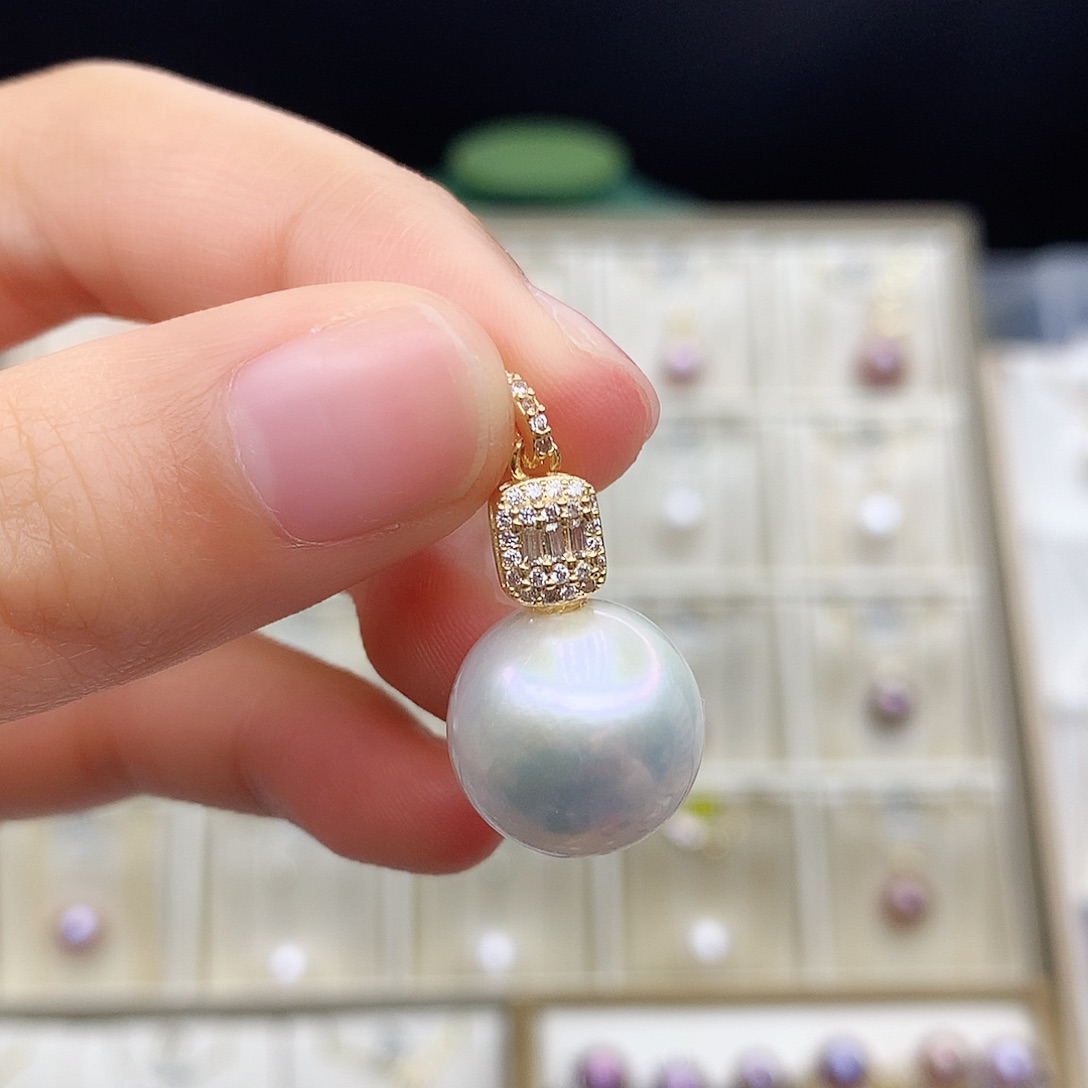 淡水珍珠颈饰合金