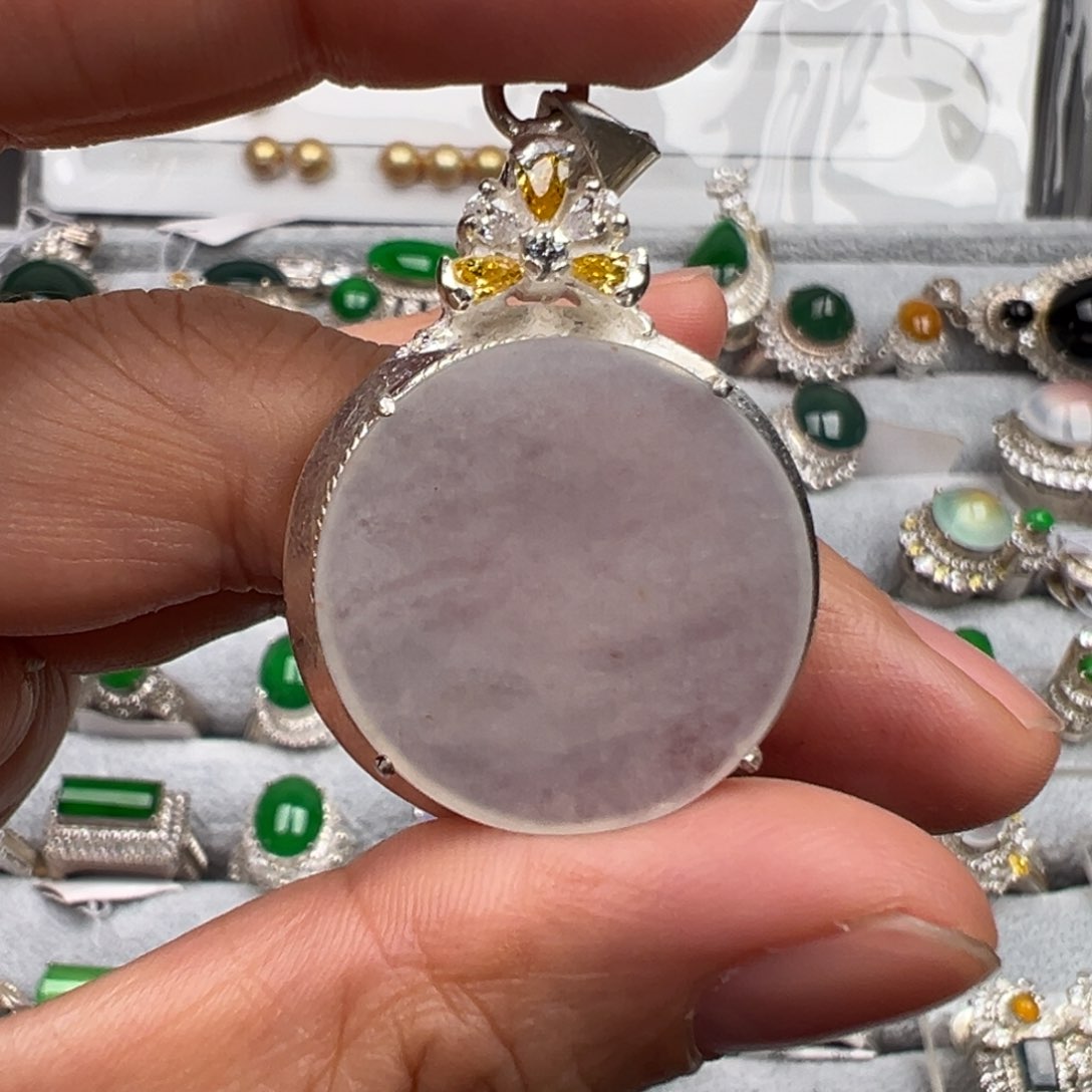 定制翡翠未镶嵌A货