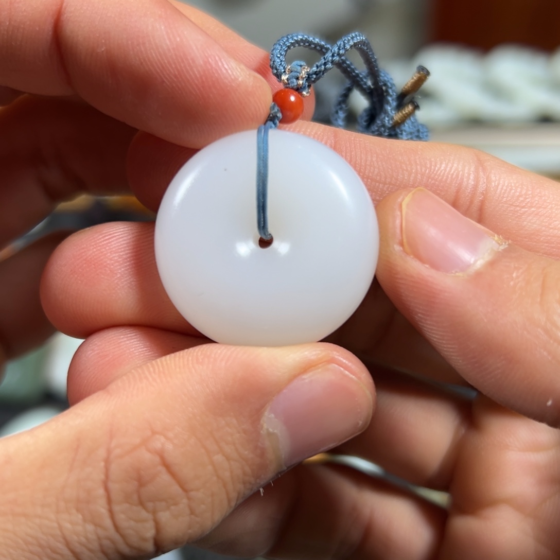 和田玉未镶嵌吊坠(不含链)