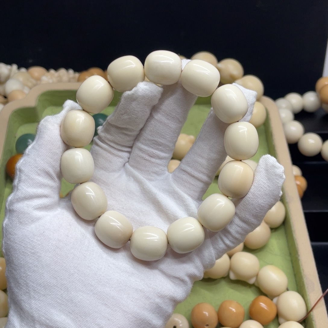 菩提根/象牙果吊坠18干磨大瑕疵牙果枣780