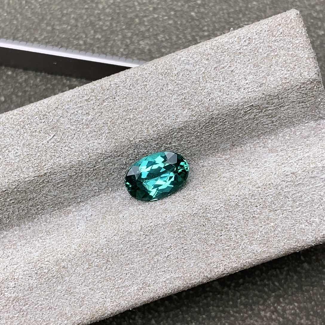 碧玺裸石未镶嵌1.3ct lagoon碧玺