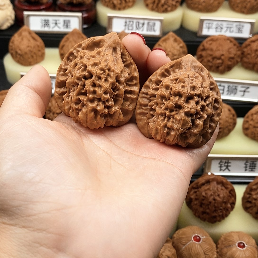 文玩核桃把件官帽44尺944