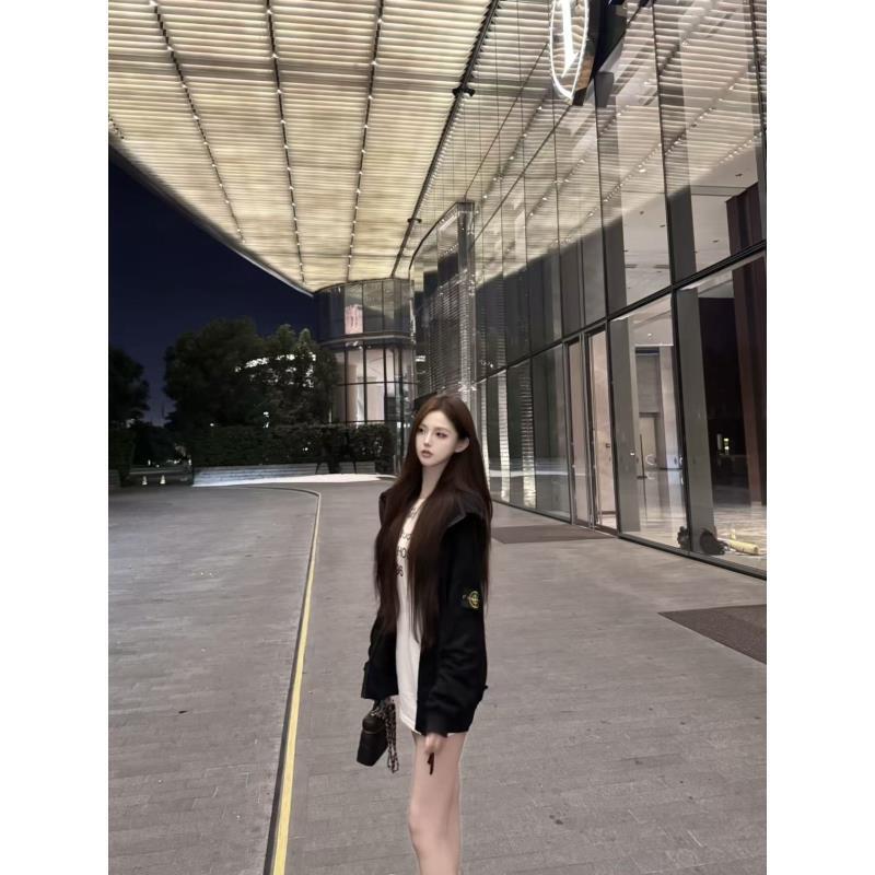 【TTONG】小岛.经典款徽章连帽卫衣外套（281）