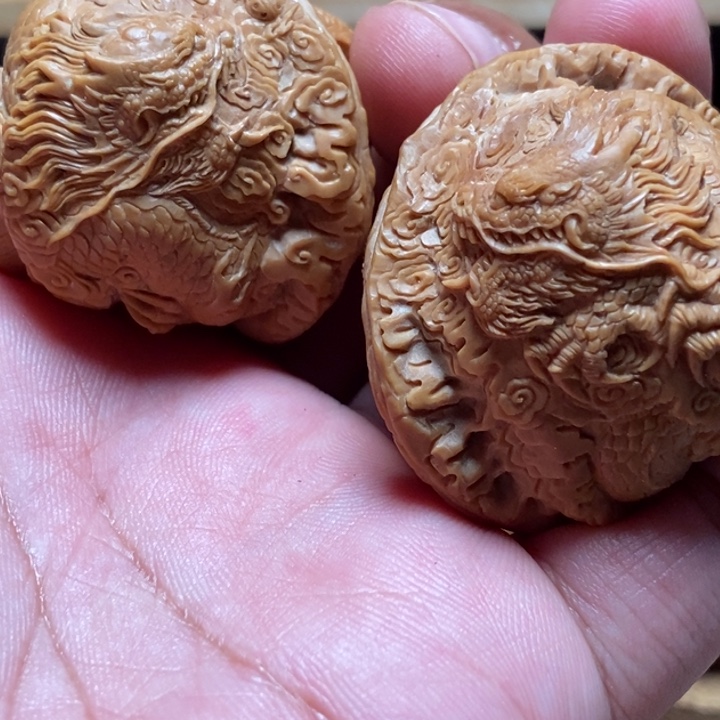 相***生风味纯手工核桃雕刻精工双龙