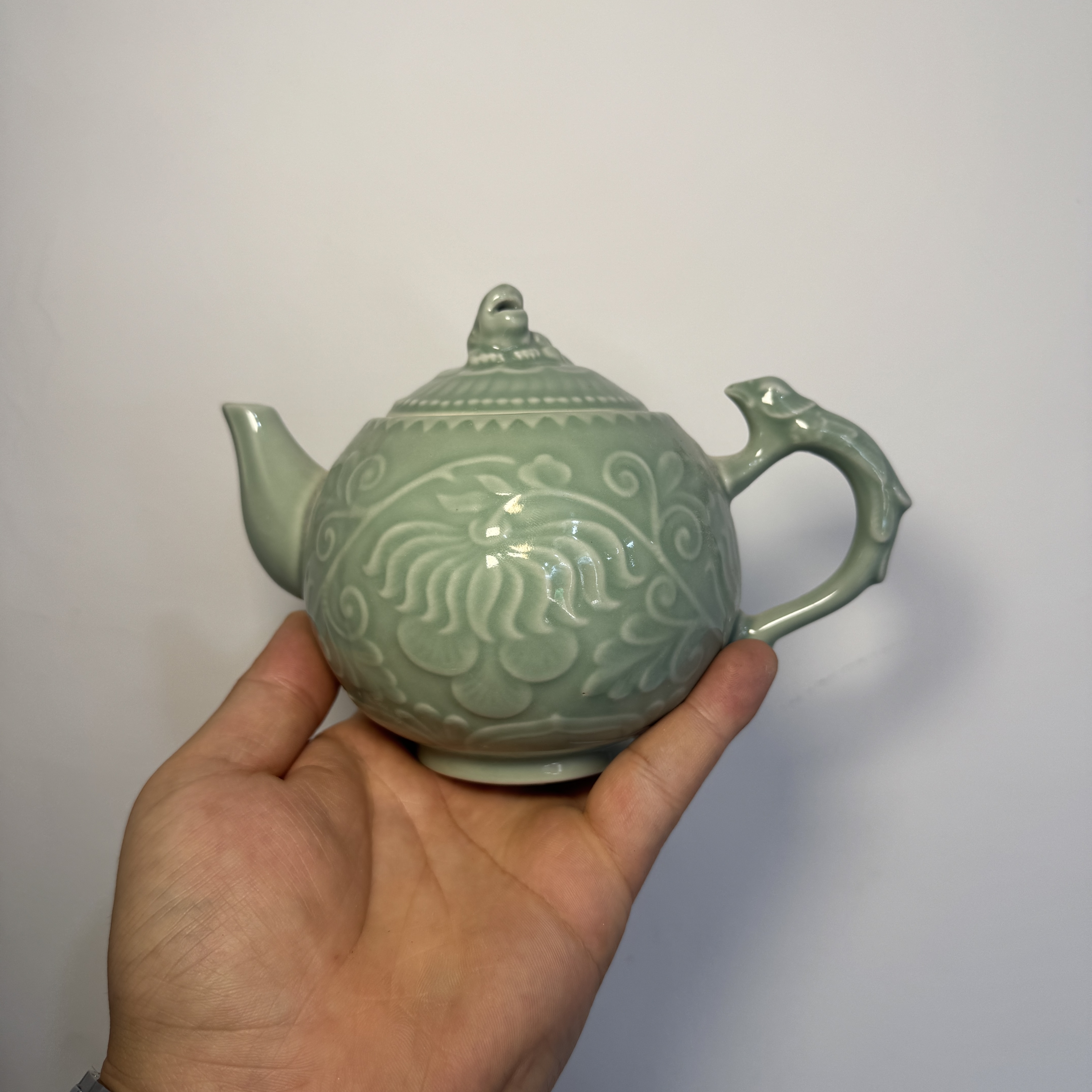 恋长安耀州窑残次牡丹纹耀州茶壶1把