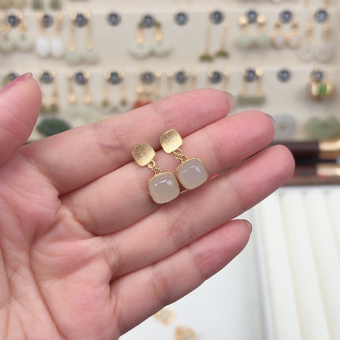 银S925镶嵌和田玉耳饰