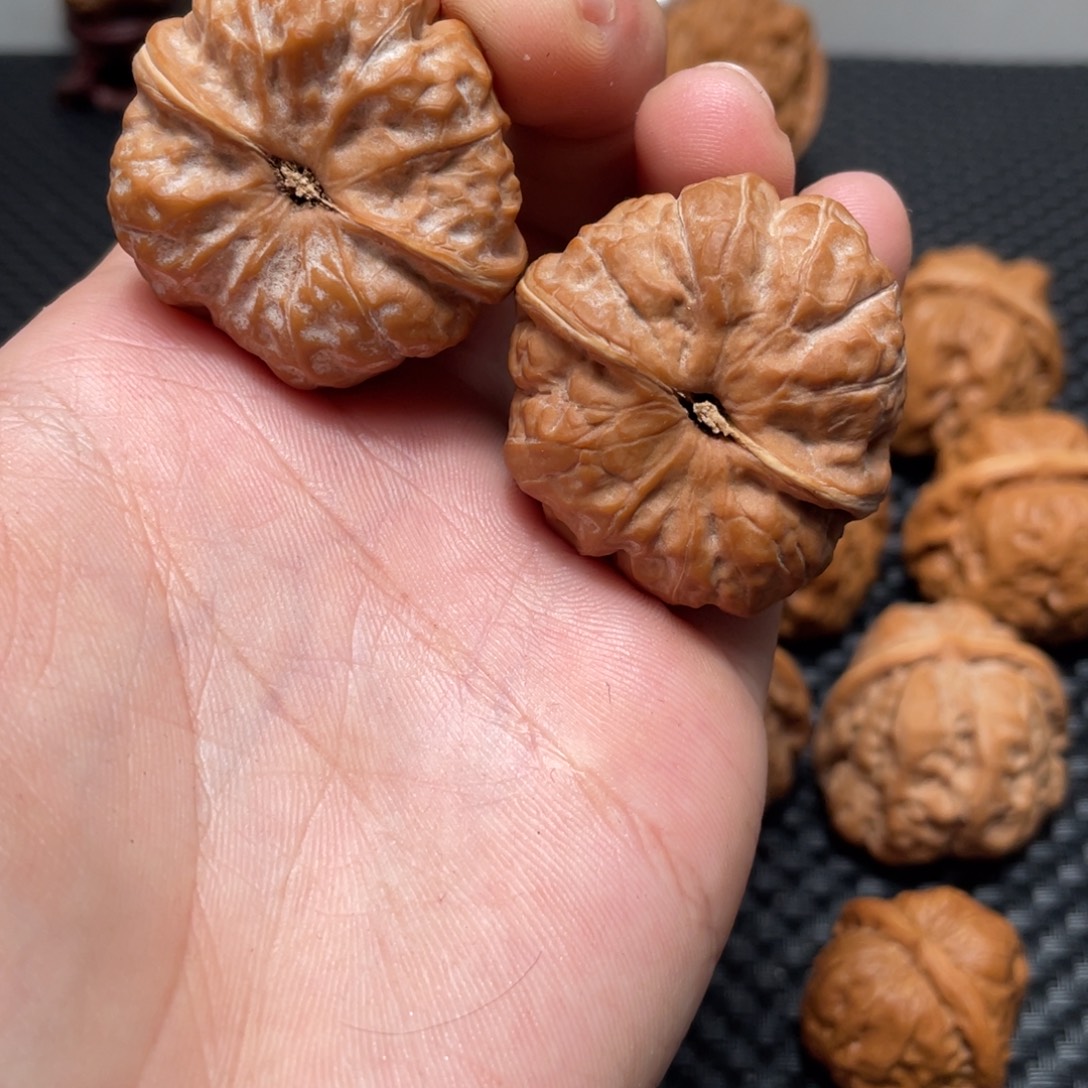 文玩核桃吊坠把玩文玩核桃蛤蟆头37尺