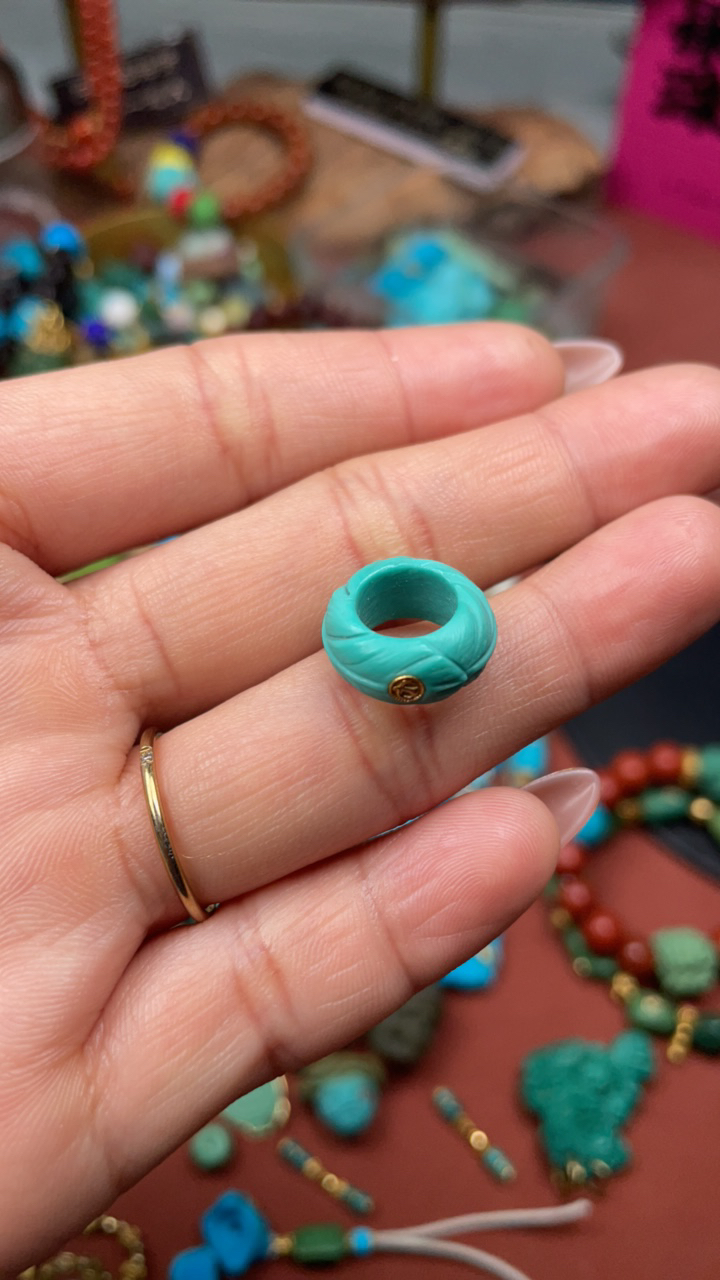 原矿绿松石绿羽毛跑环