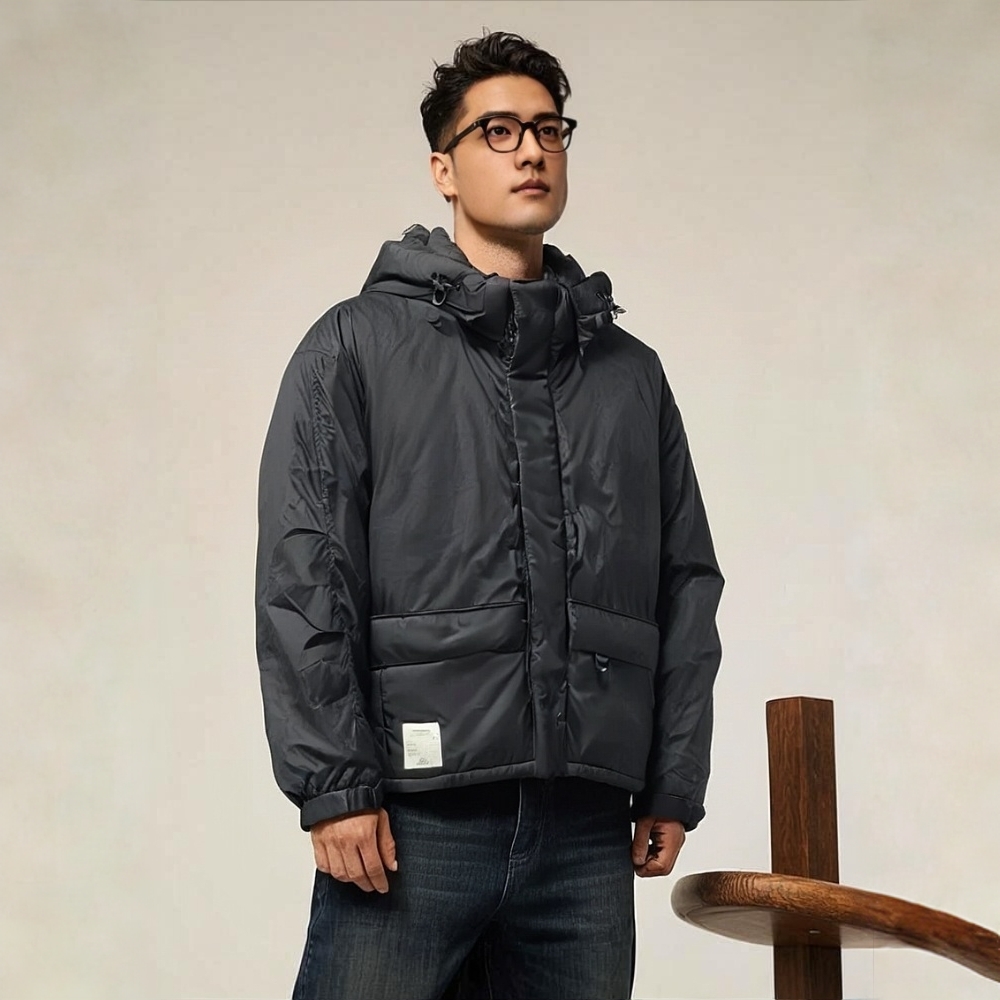 新款微阔常规保暖男装连帽时尚厚外套~剪标