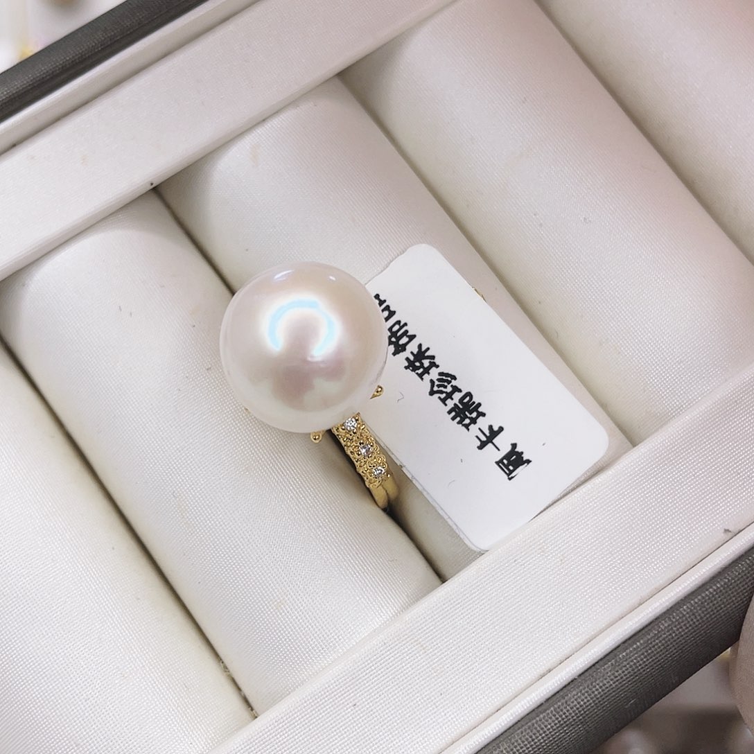 淡水珍珠吊坠(赠链)未镶嵌