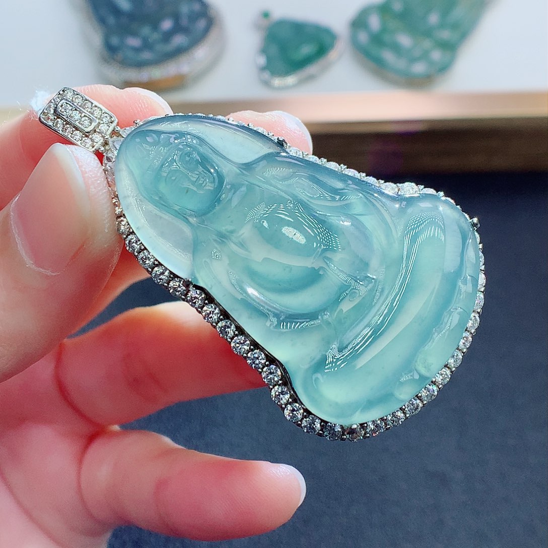 翡翠颈饰银S925镶嵌翡翠