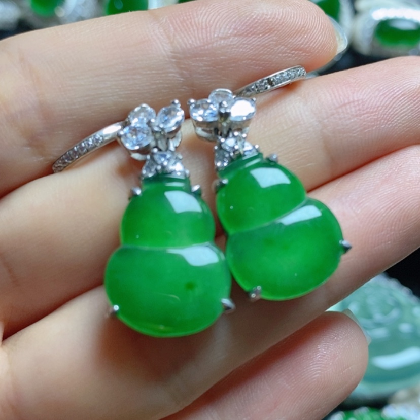 【闪购商品】翡翠挂件银S925镶嵌葫芦耳坠