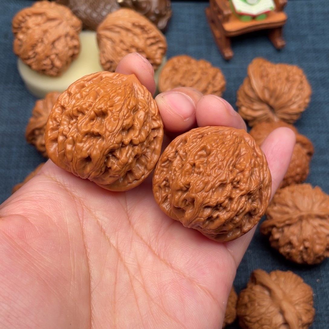 文玩核桃把件39麦穗虎头全品