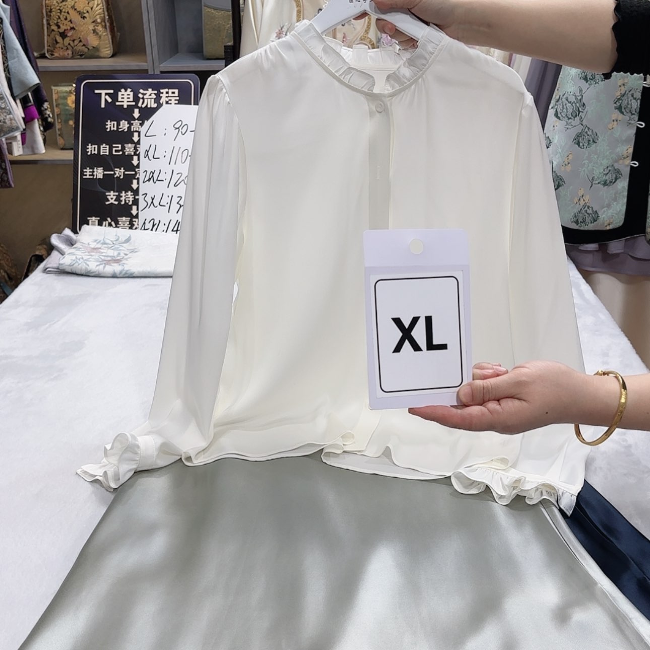 【闪购商品】织绣?**?非遗传承人的传承人