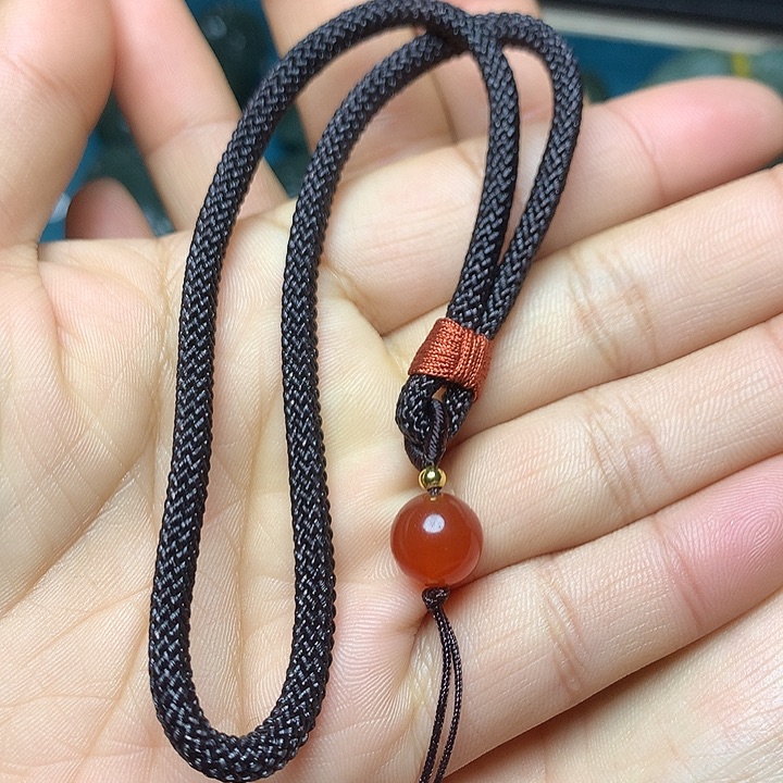 修***少和田玉未镶嵌颈饰