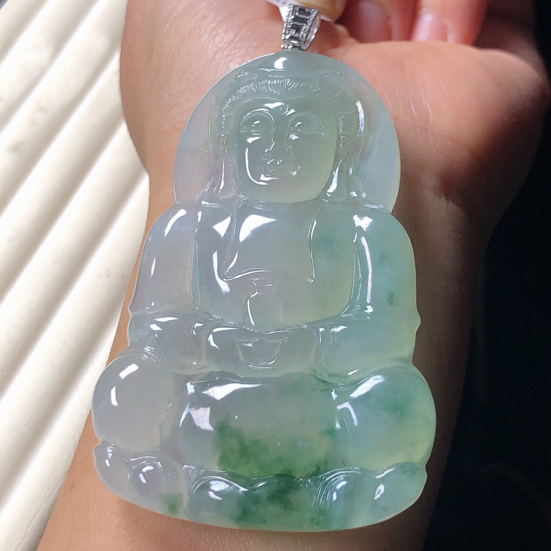 天然A货缅甸翡翠18k金镶嵌老坑冰种飘花大正装观音吊坠挂件