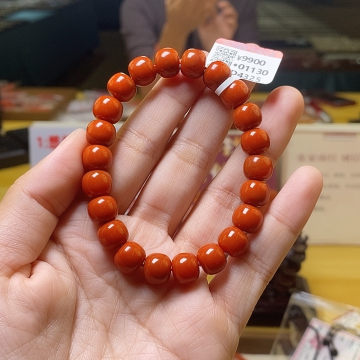 未镶嵌卡10+南红玛瑙