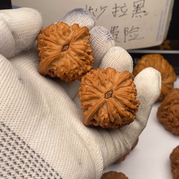 把件文玩核桃梓*南疆石39