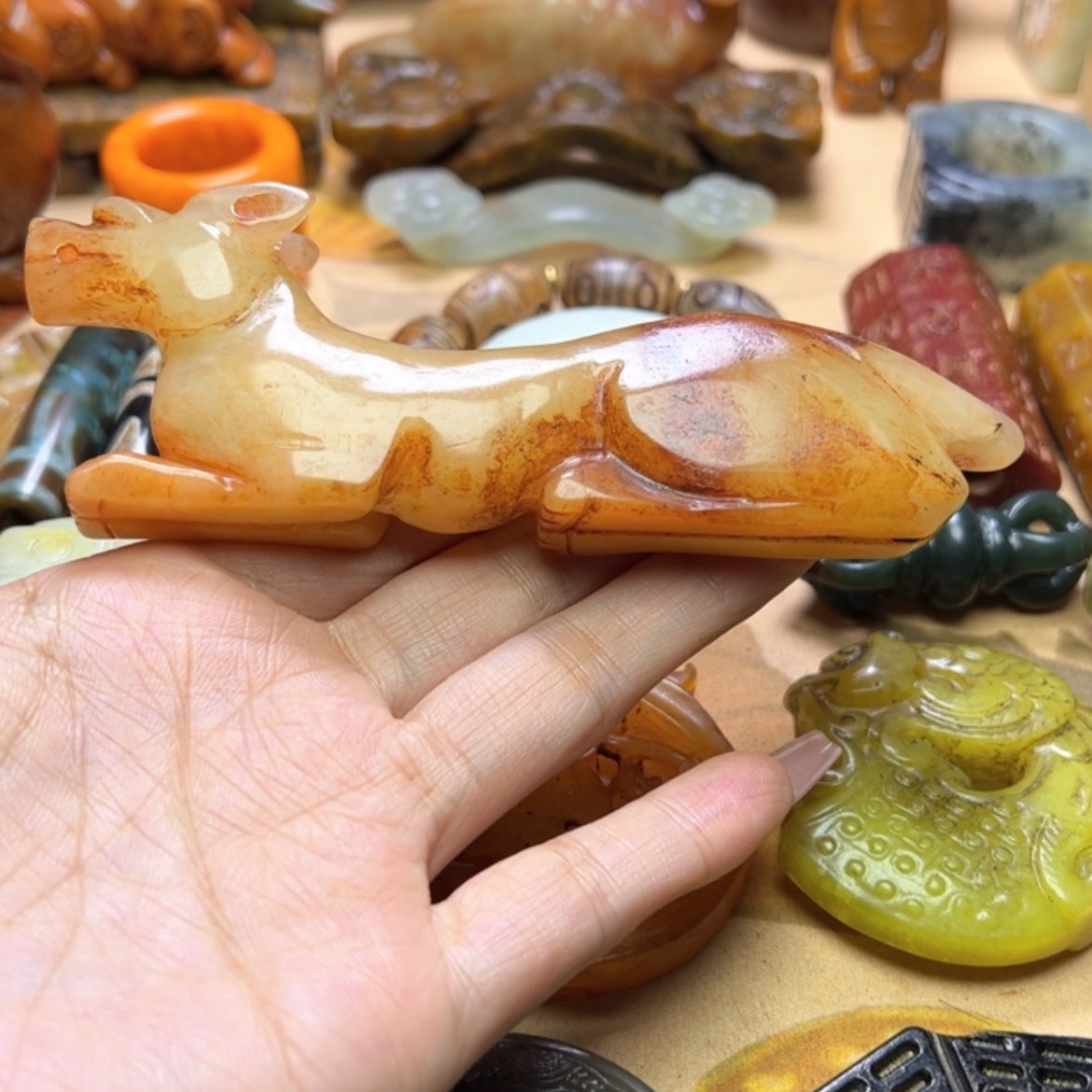 【闪购商品】蛇纹石玉颈饰未镶嵌