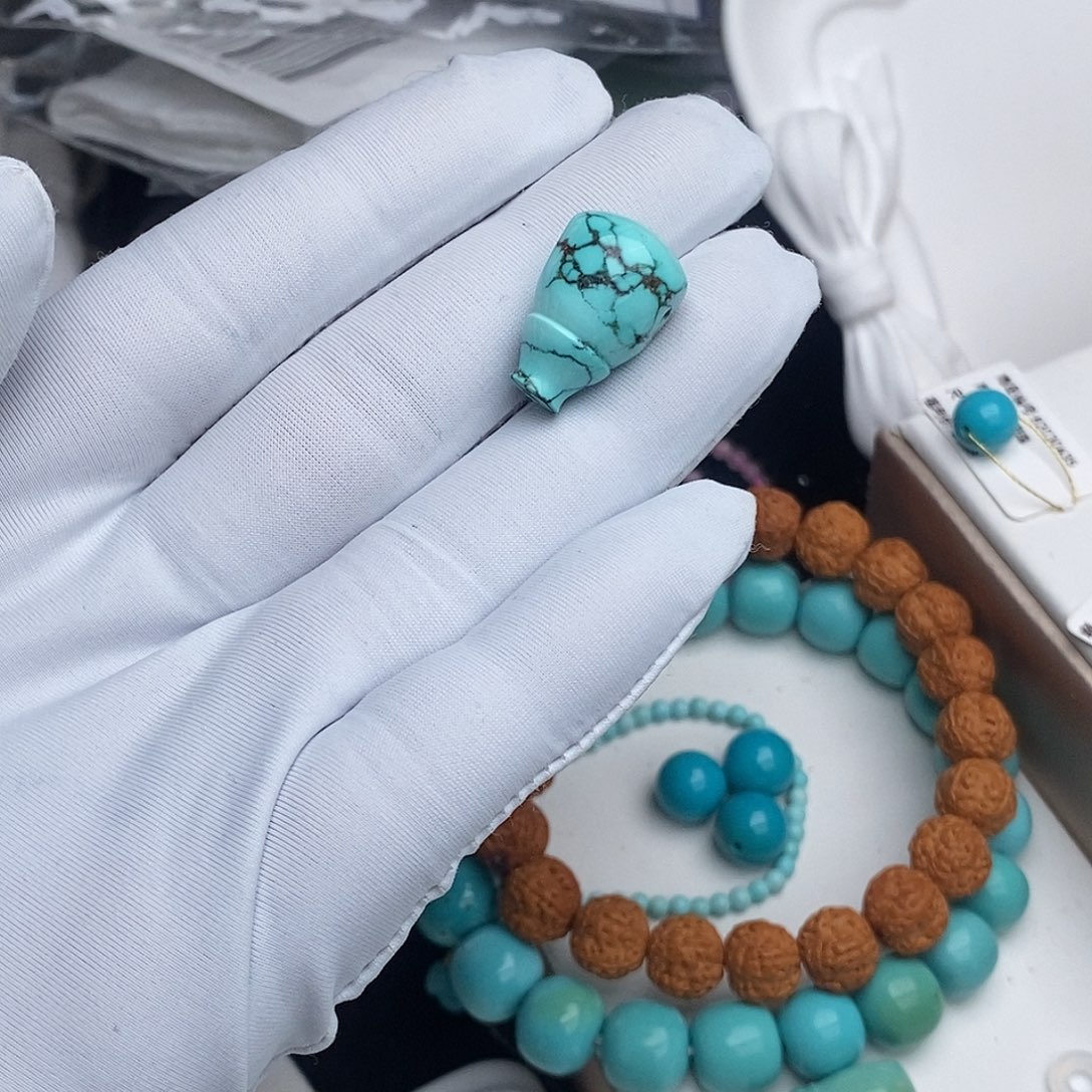 绿松石未镶嵌三通