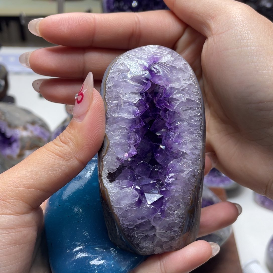 紫晶大型摆件（非配饰）未镶嵌