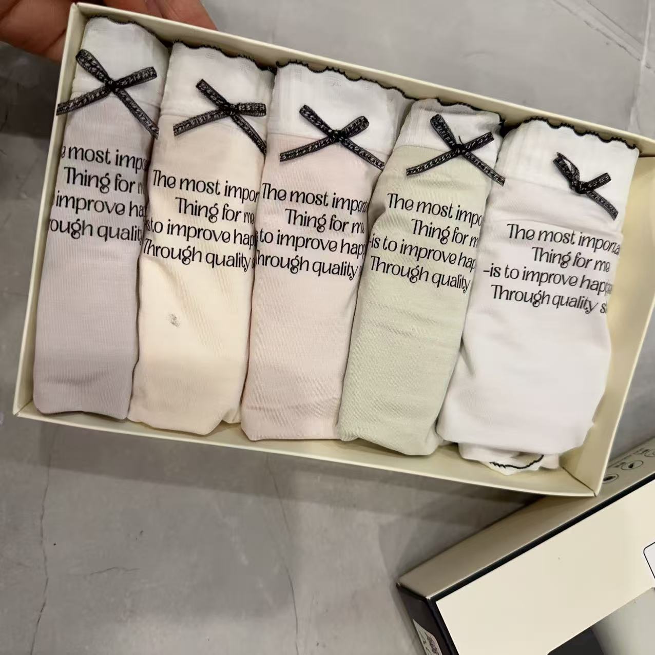 时尚百搭女士内裤8232款5条装   