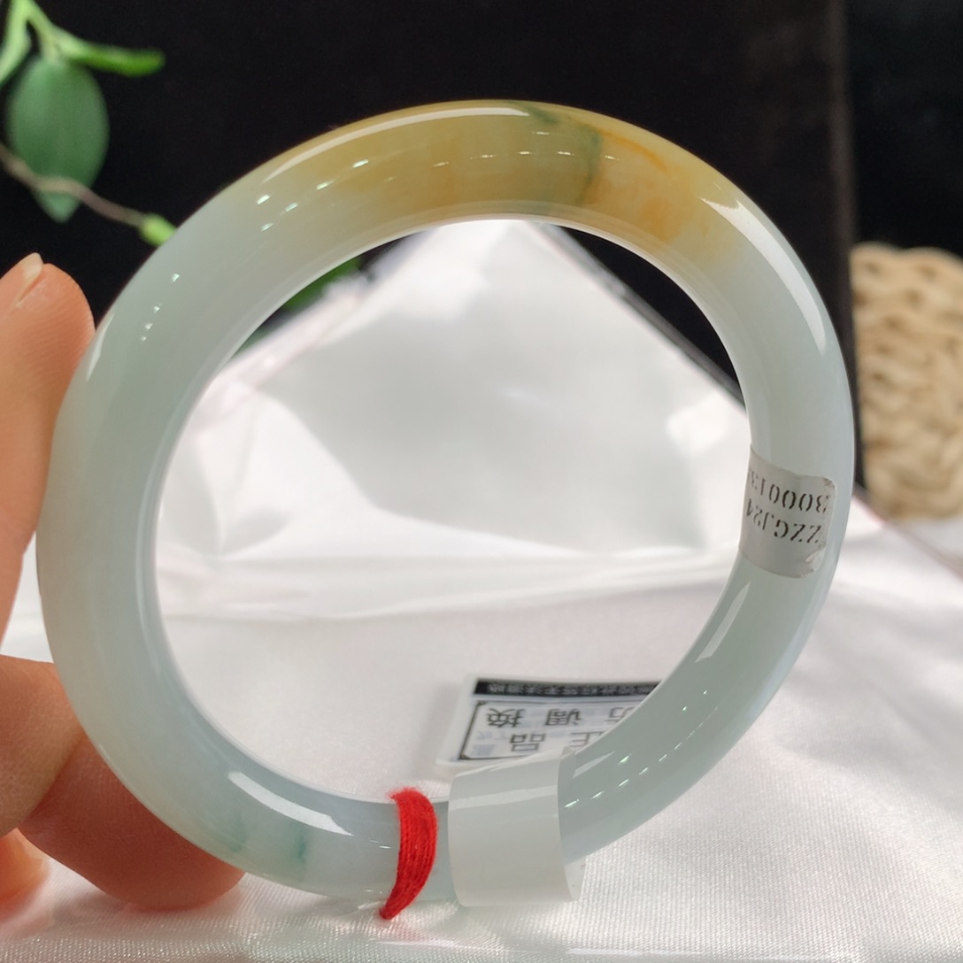 翡翠手镯未镶嵌111-0135