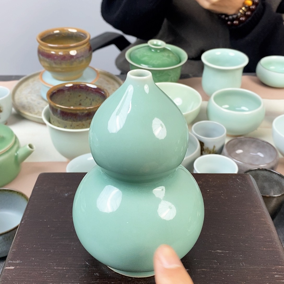 龙泉青瓷摆件葫芦瓶