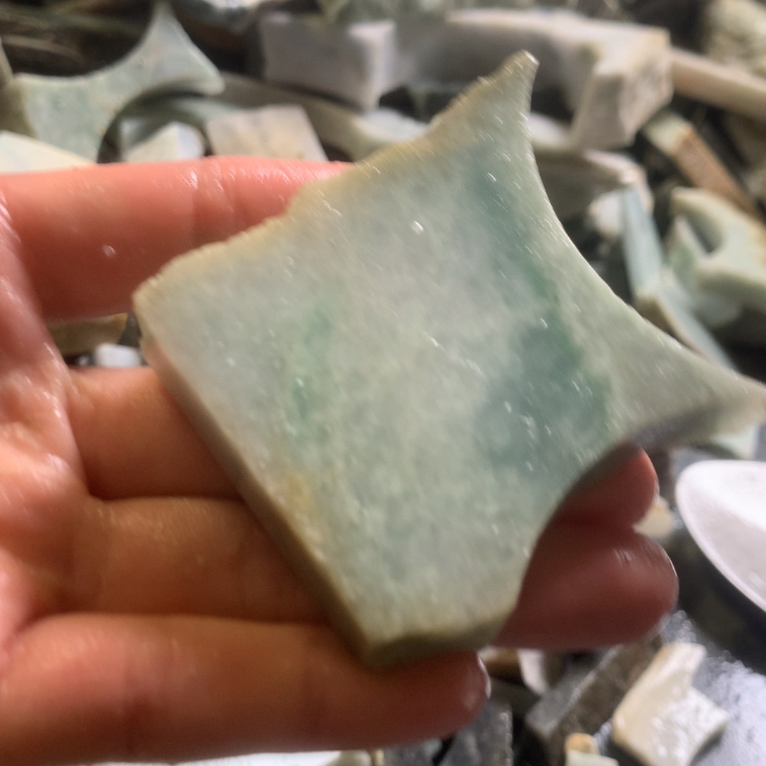 翡翠颈饰未镶嵌缅甸翡翠