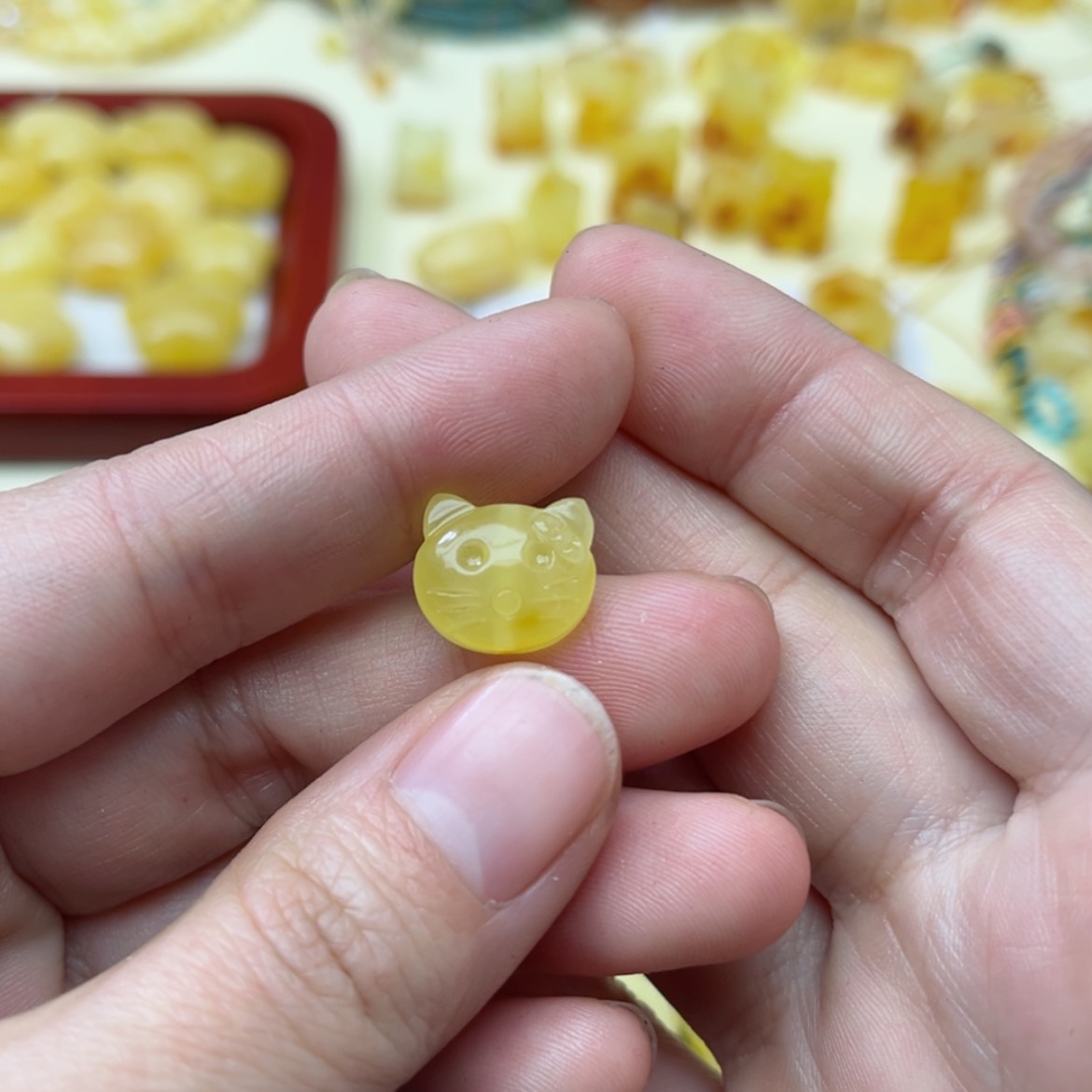 【闪购商品】蜜蜡裸石未镶嵌配饰