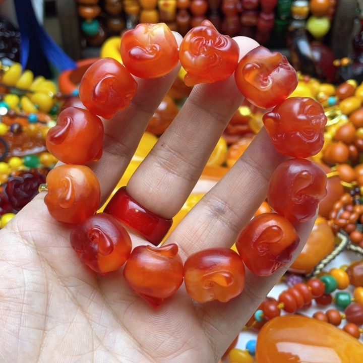 树脂制品15号雕刻手串