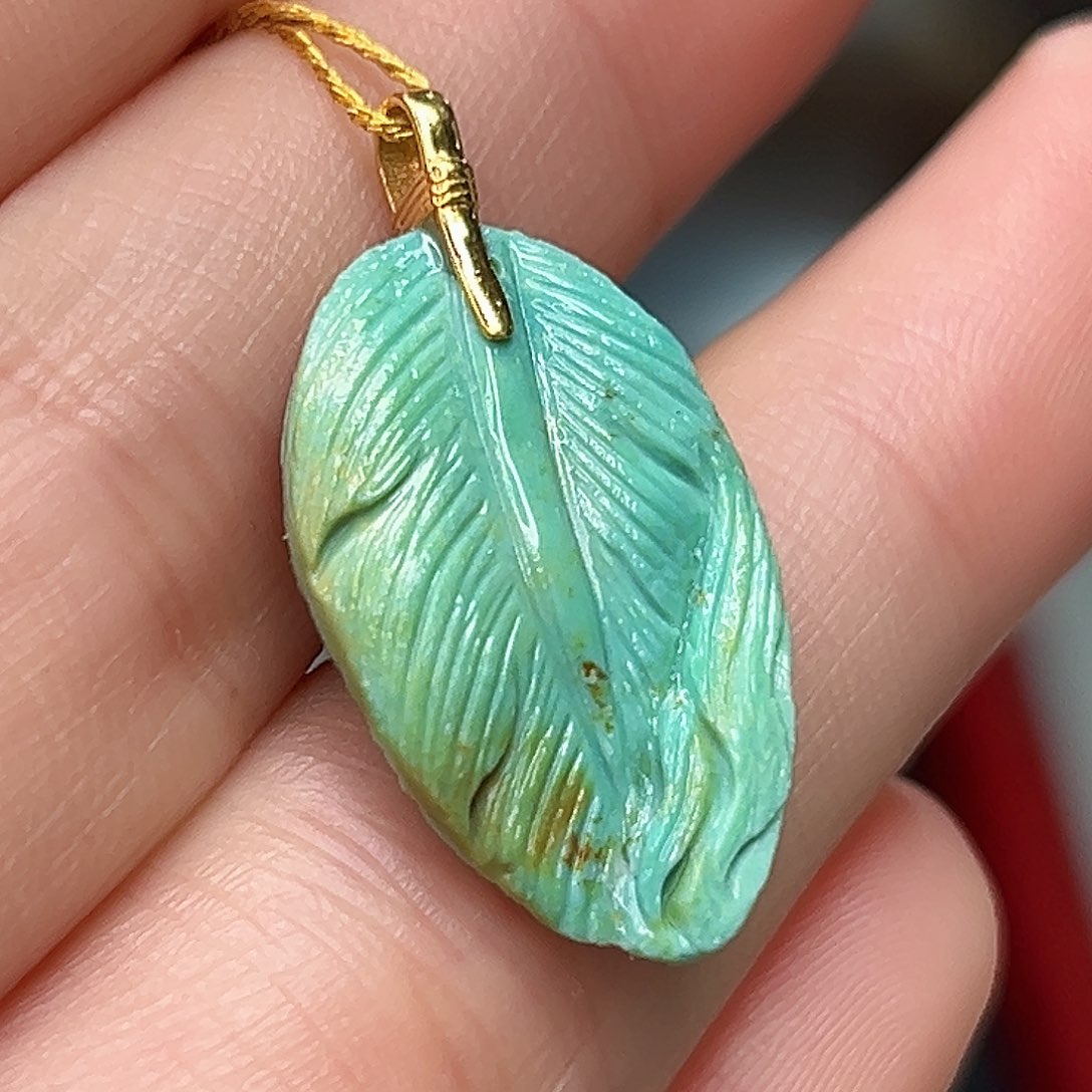 绿松石珠宝奇石18K金镶嵌