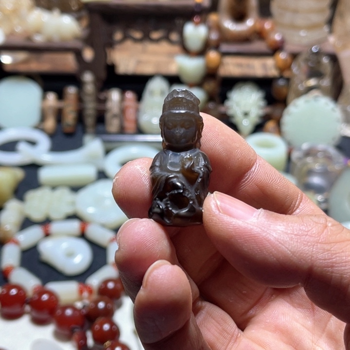 玛瑙/玉髓颈饰未镶嵌