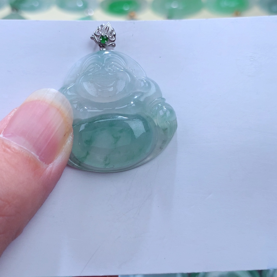 翡翠吊坠(不含链)18K金镶嵌