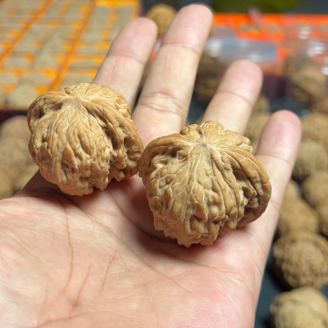 森***郁吊坠文玩核桃42全品磨盘树王
