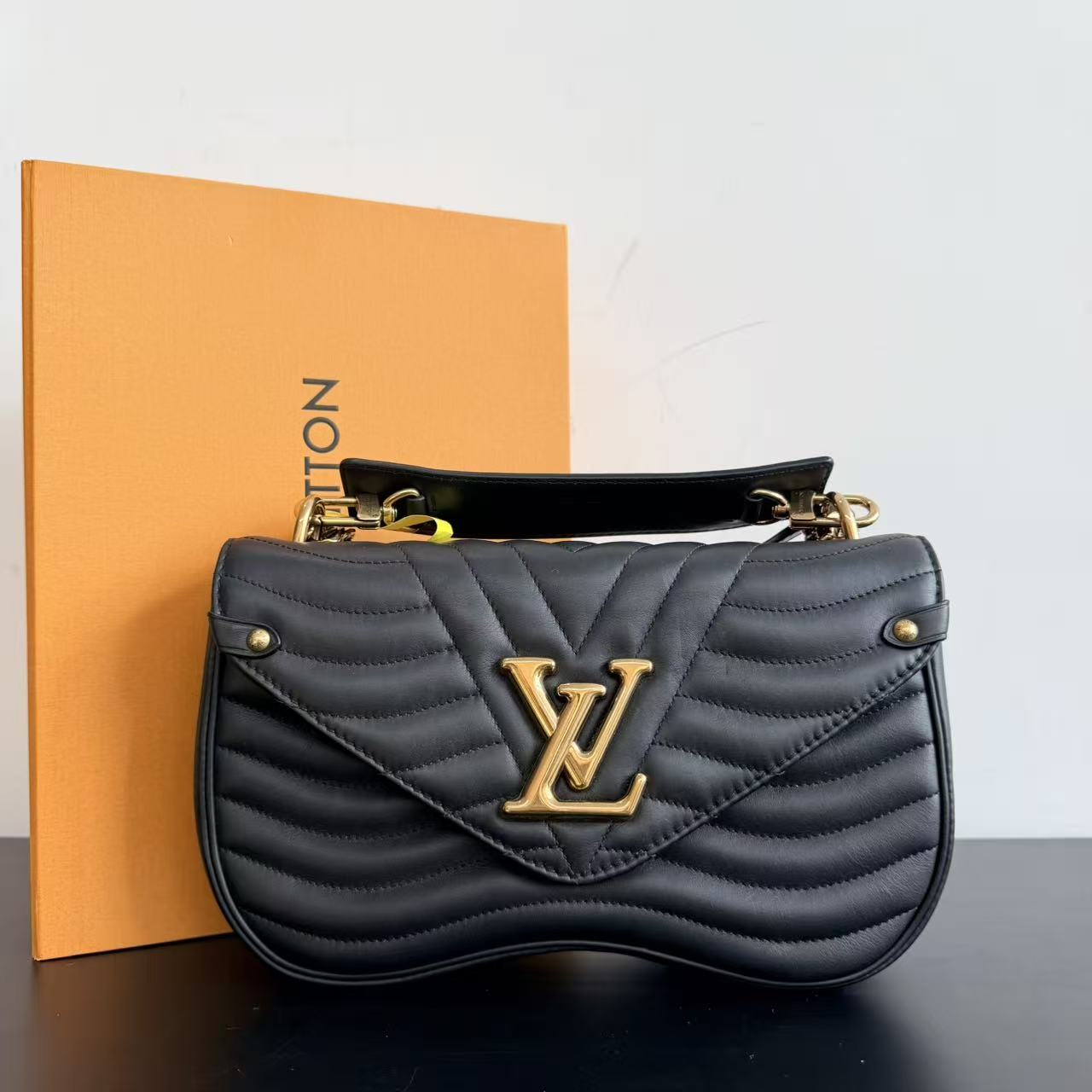 95新 LouisVuitton/路易威登 95新/单肩包/jm25122531yj