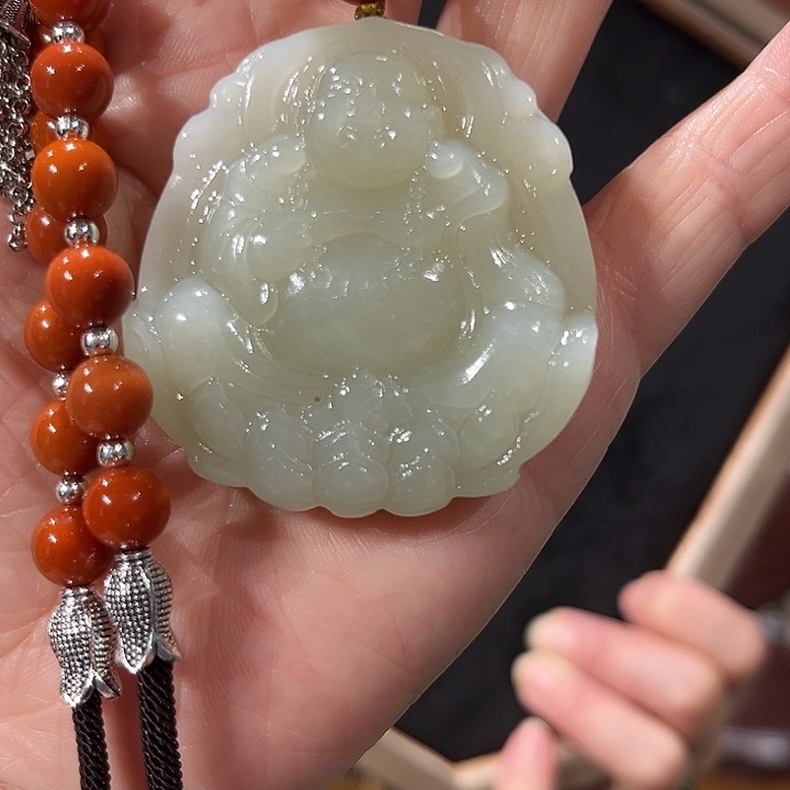 颈饰未镶嵌和田玉