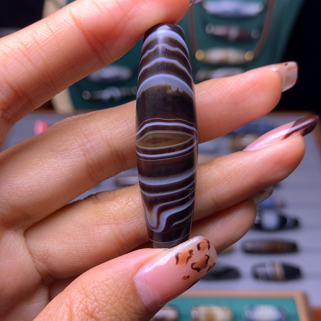 未镶嵌颈饰玛瑙/玉髓清**泉