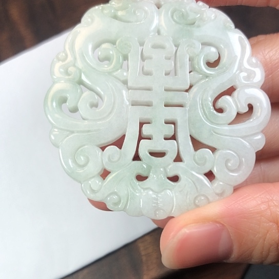 翡翠未镶嵌颈饰缅甸A货，每天下午1点半开播