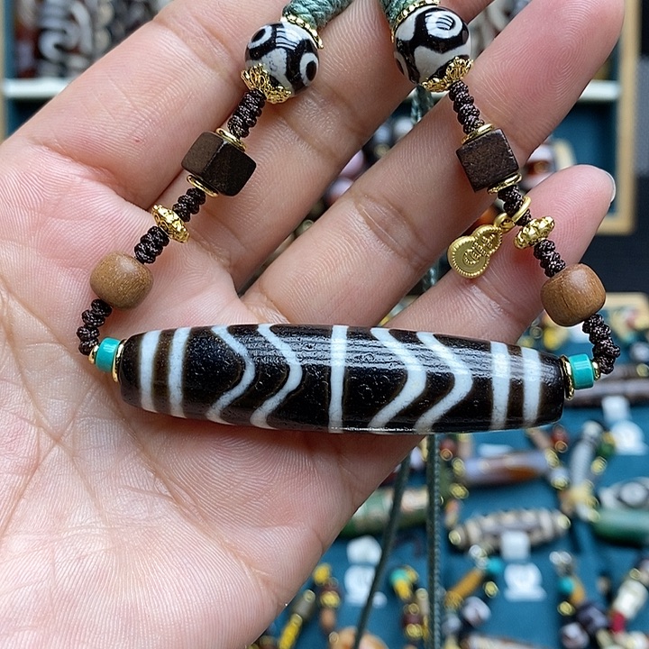 玛瑙/玉髓颈饰合金