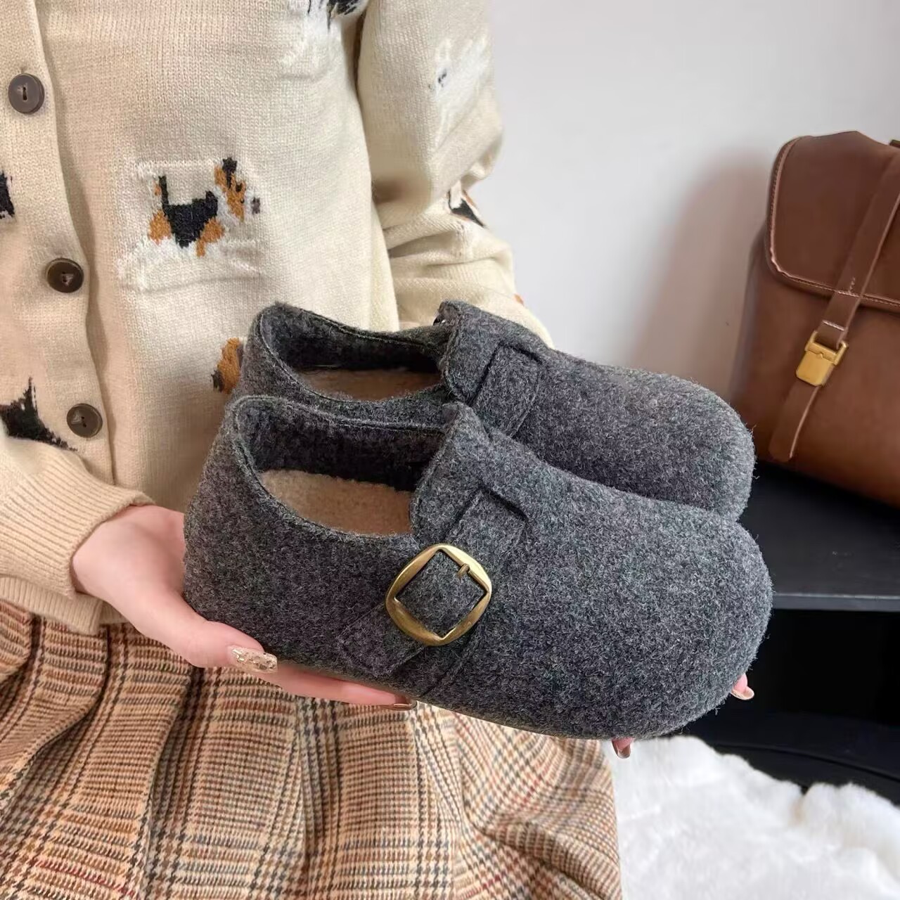 秋季新款时尚休闲百搭加绒勃肯鞋女