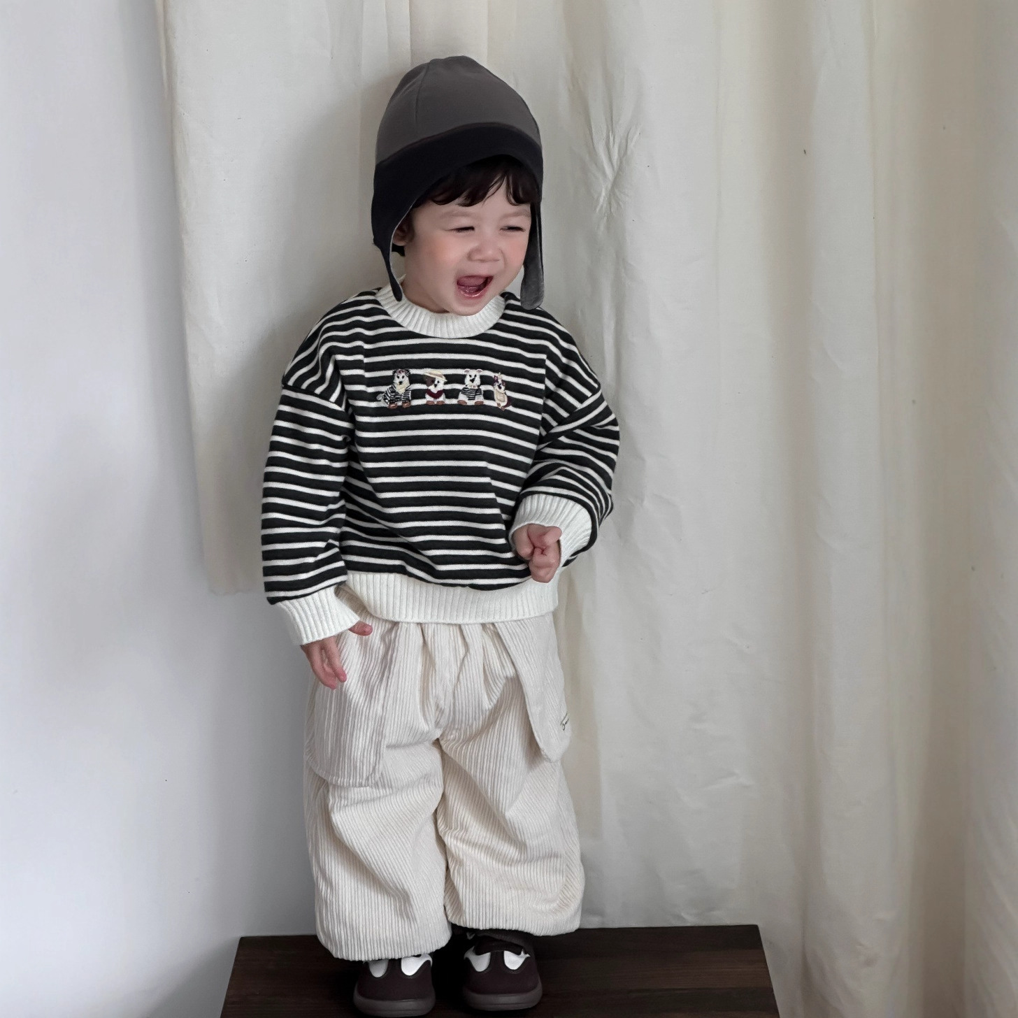 韩版童装秋款儿童服装2025秋冬宝宝衣服男童条纹卫衣加厚套装