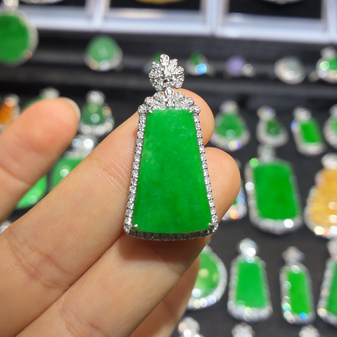 翡翠18K金镶嵌吊坠(不含链)翡翠